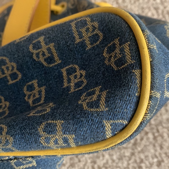 Dooney & Signature Sling Bucket Bag - Picture 11 of 12